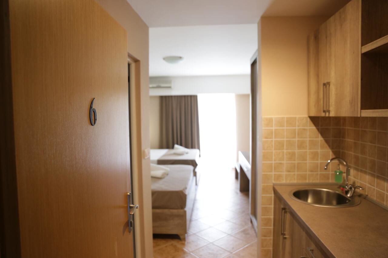 Апартаменты Comfort Apartments Улцинь-10